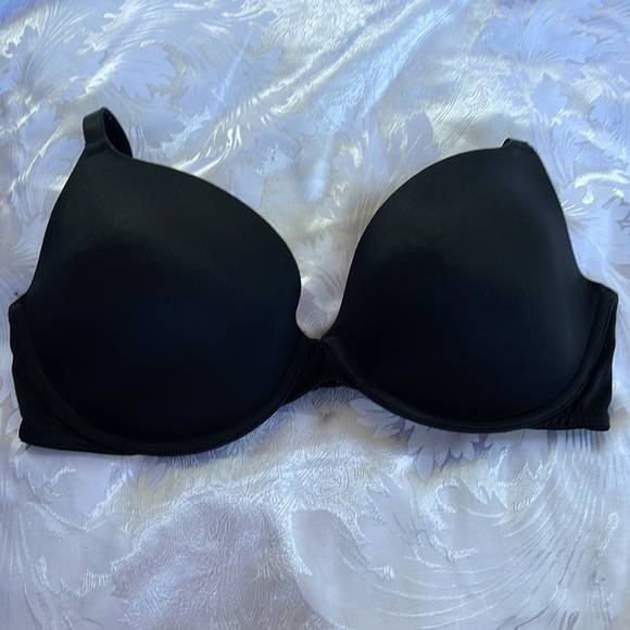 3 bra bundle. - Picture 4 of 7